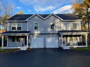 107 Ross Rd, Kennebunk, ME 04043