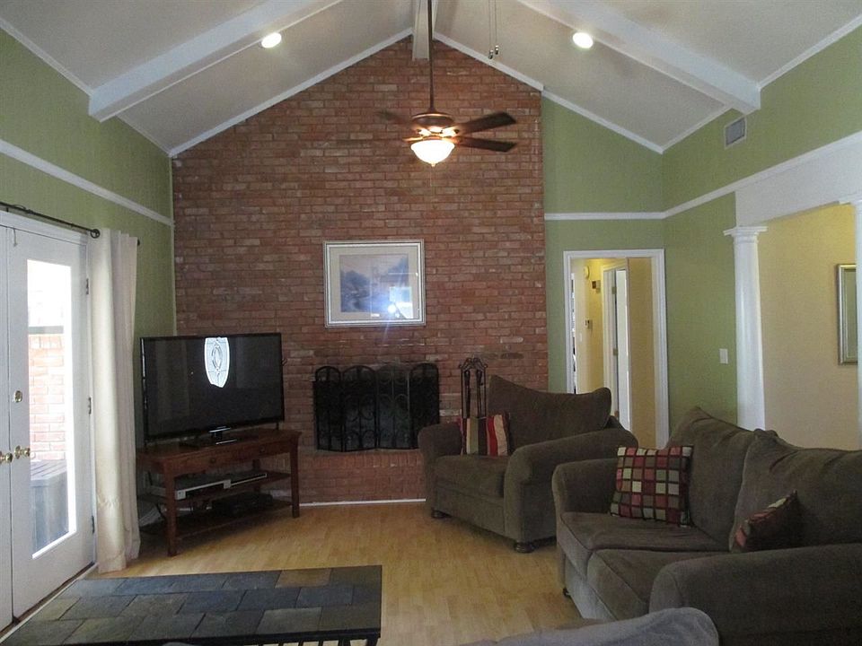 1st image of 1 Heatherwood Dr