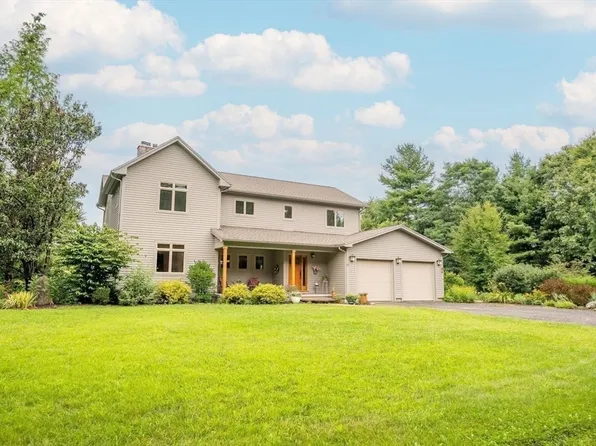12 Old Bay Rd, Belchertown, MA 01007