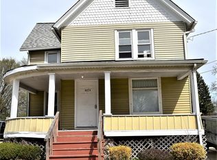 407 Beach St #A, Aurora, IL 60505