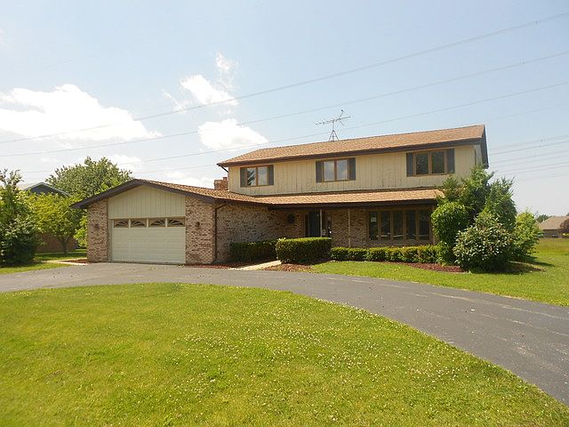 1st image of 16062 S Oak Valley Trl