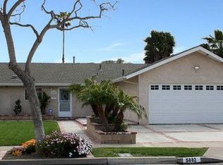 5882 Frontier Cir, Huntington Beach, CA 92647