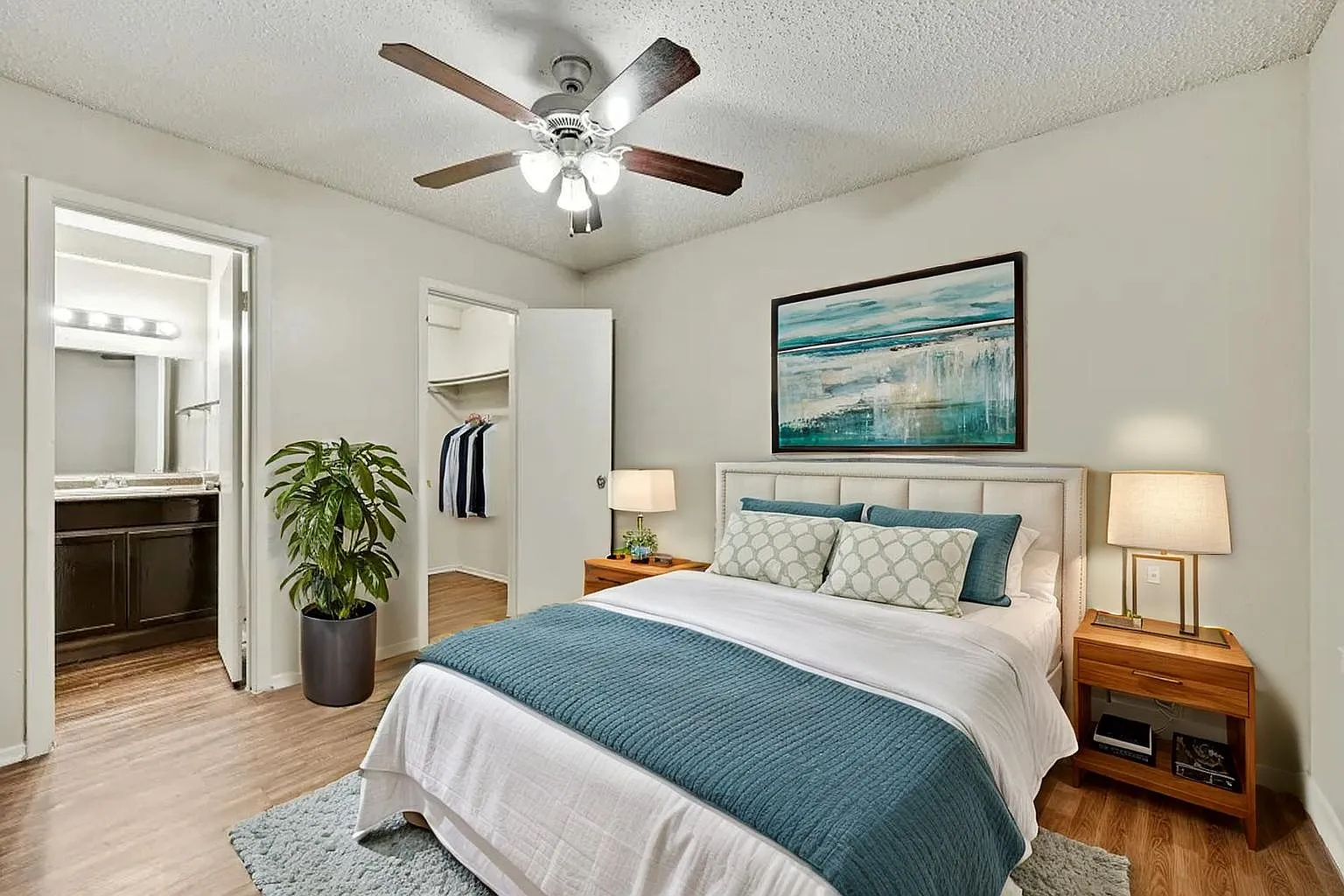 Dove Hollow Apartments — Photo 4