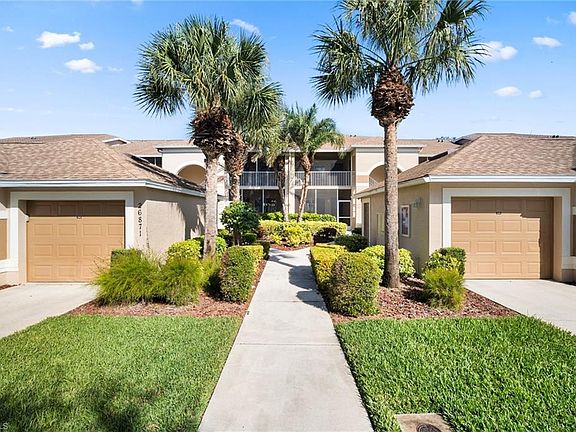 5th image of 26871 Clarkston DR #103