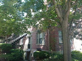 25-25B Cypress St, Brookline, MA 02445