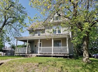 216S S Main St, Maryville, MO 64468