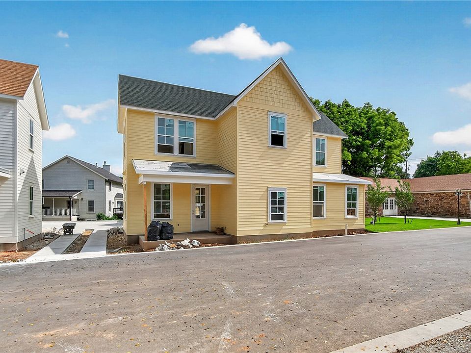 1st image of 2768 E Black Walnut Cir