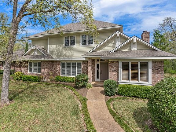 2nd image of 4033 Stillforest Cir