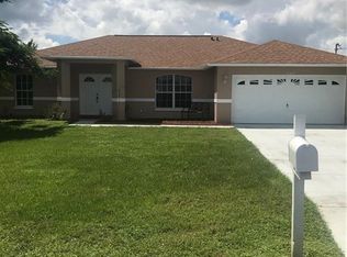 838 Woodridge Cir, Fort Myers, FL 33913