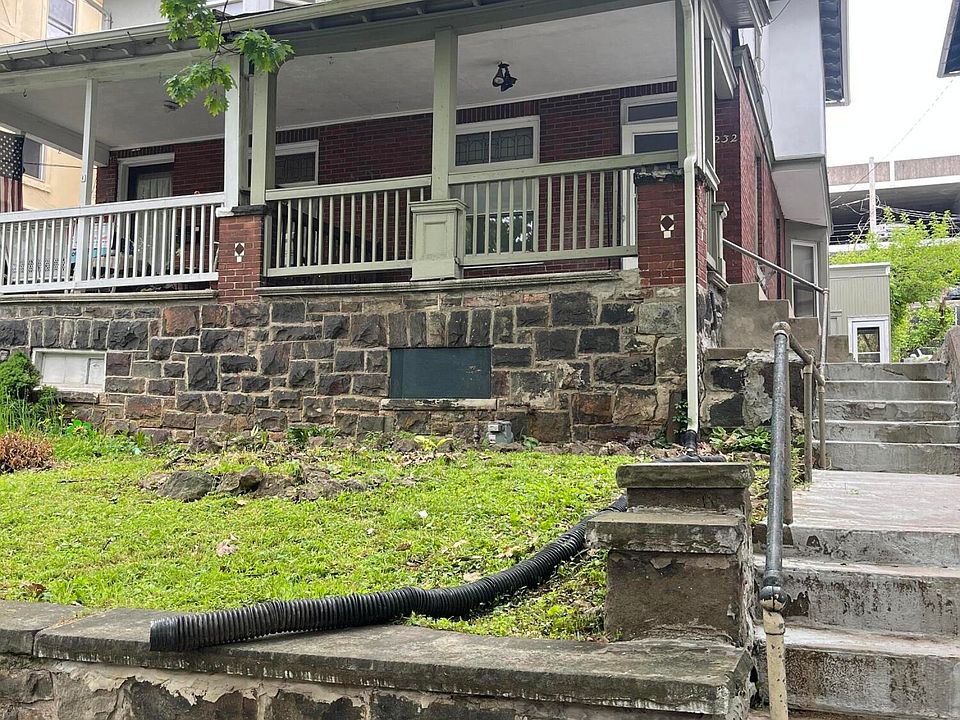 1st image of 232 N 4th St