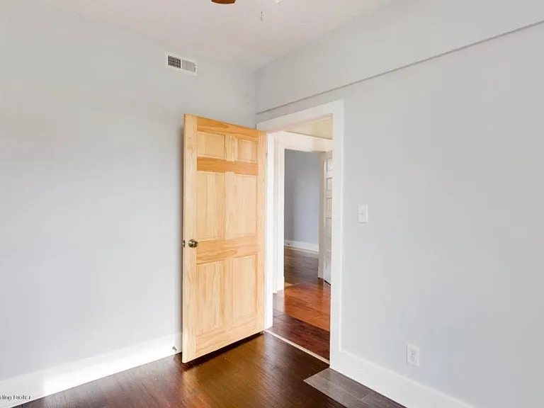 211 E Kentucky St #2A — Photo 6