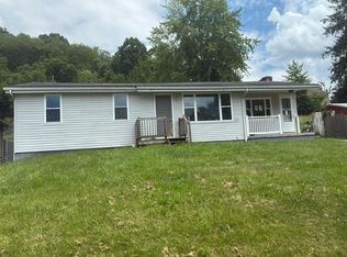202 Terry Ln, Jewett, OH 43986