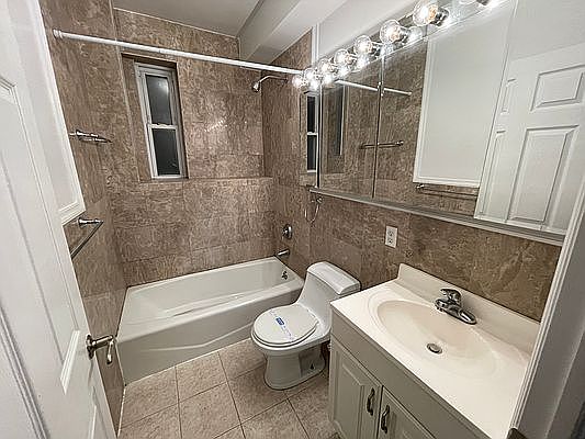 4th image of 3300 Netherland Ave APT 5A