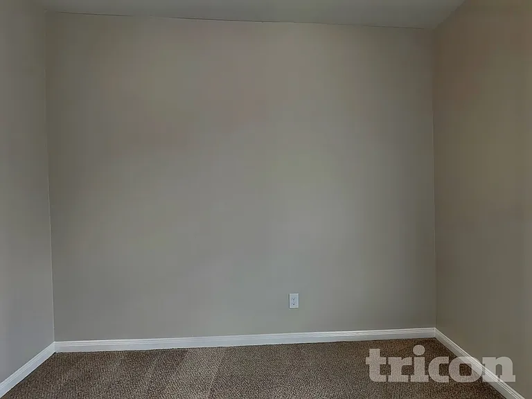 135 Houston Pl — Photo 13