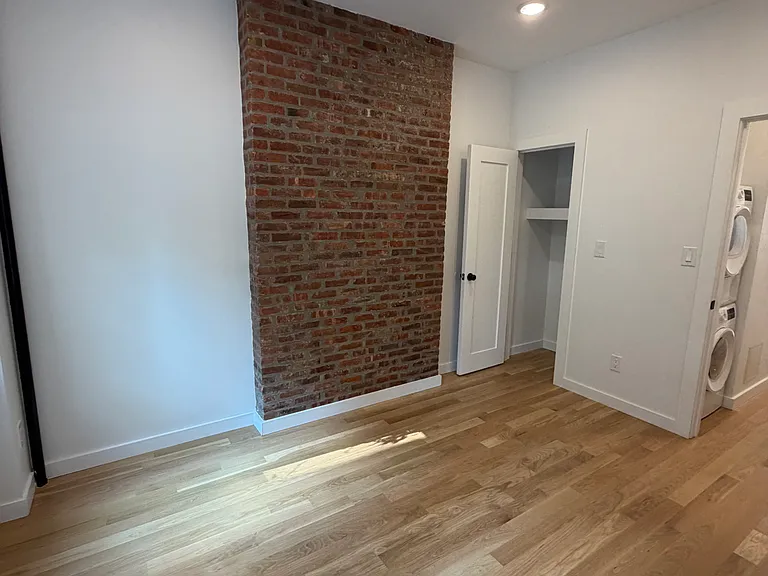 106 Steuben St #1R — Photo 7