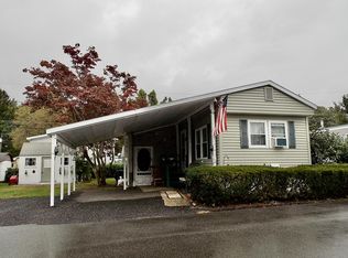 13 Eglin Blvd, Londonderry, NH 03053