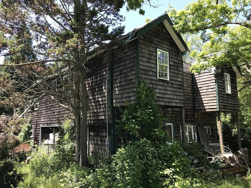 818 Reed Rd, Dartmouth, MA 02747 Zillow
