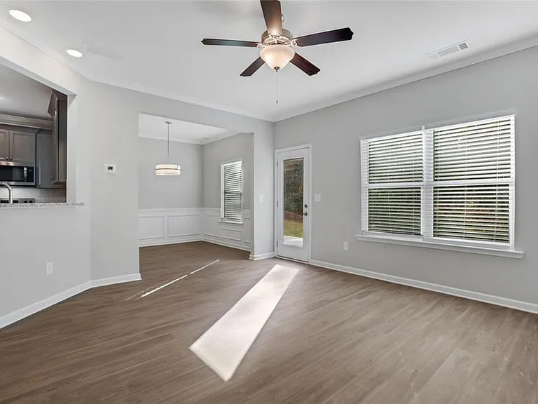 236 Eva Way — Photo 17