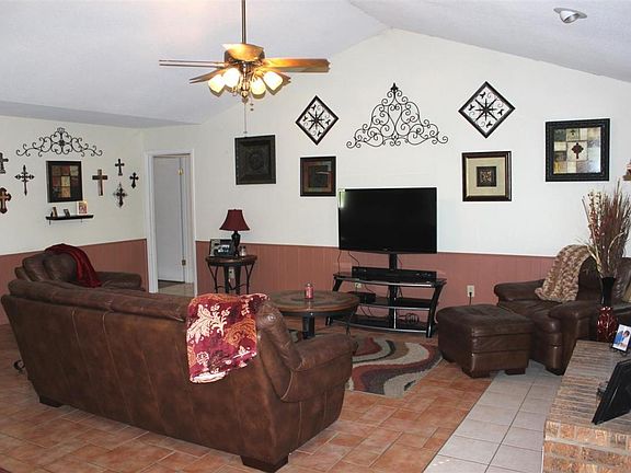 4th image of 403 Allison Ave