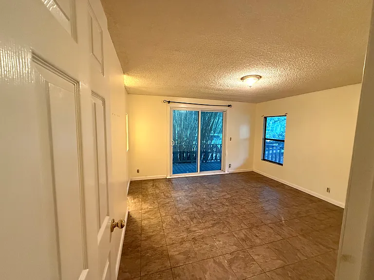 174 Shore Side Trl — Photo 5