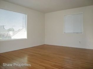 1054 67th St, Oakland, CA 94608