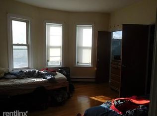 52 Burnett St #2R, Boston, MA 02130