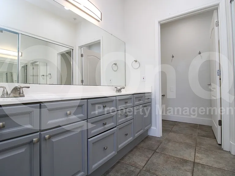 4200 N 82nd St #2002 — Photo 14