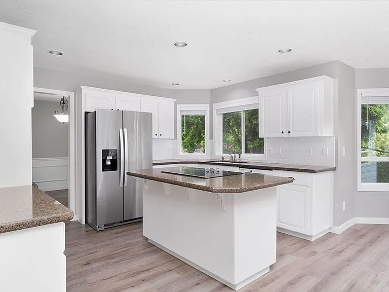 16742 NW Dublin Ct — Photo 4