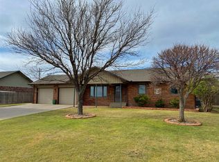 710 W Edelle Ave, Sublette, KS 67877