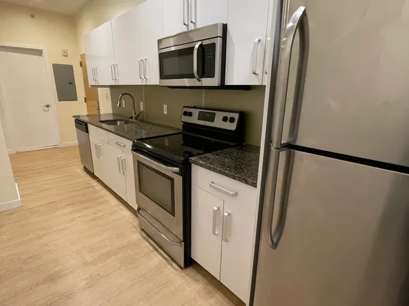 249 S 49th St, Philadelphia, PA