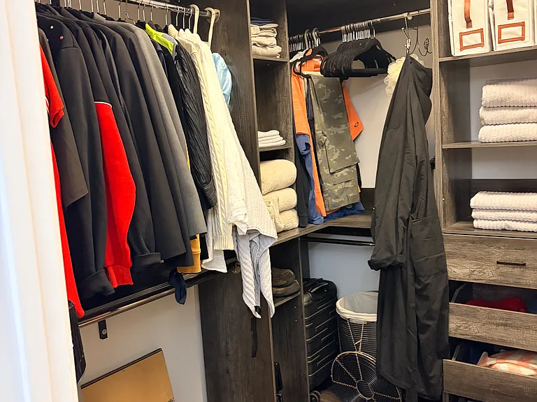 Master walk-in Closet