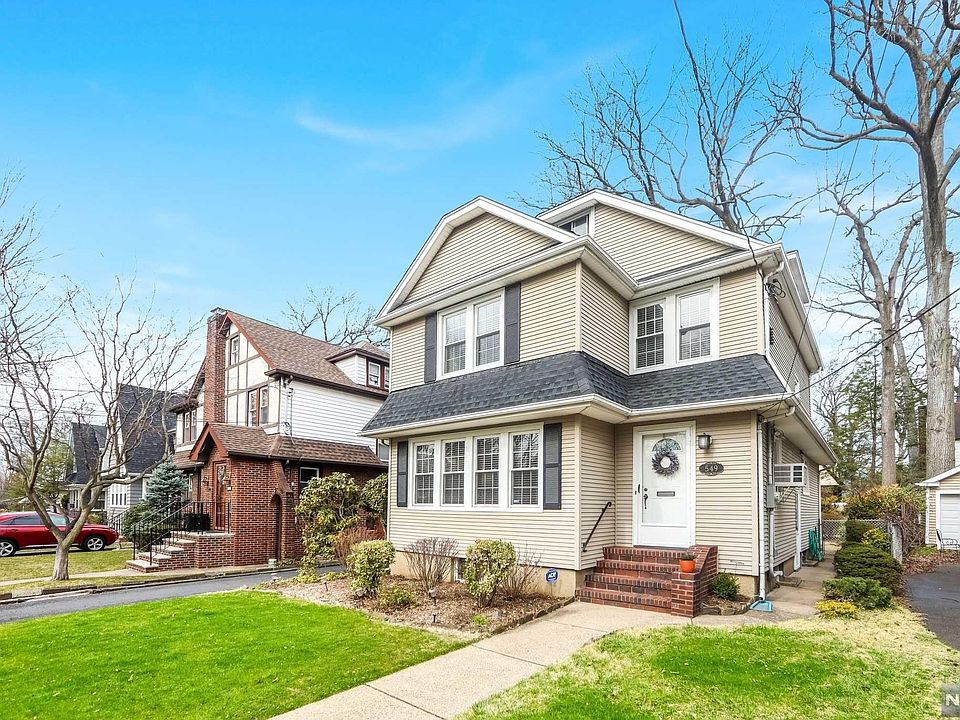 1st image of 549 Cumberland Ave