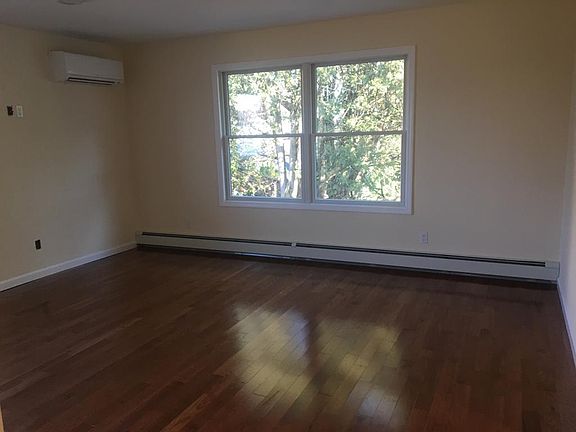 4th image of 205 E Lake Blvd #B