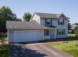 2975 Saddlewood Dr, Plover, WI 54467