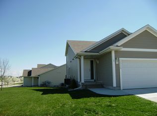 1315 Amelia Dr APT 1, Cedar Falls, IA 50613