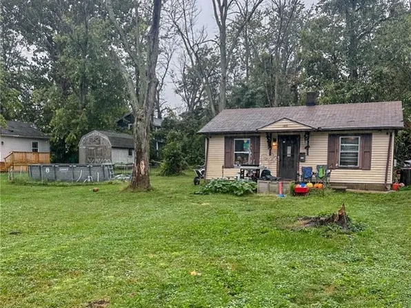185 S Price St, Decatur, IL 62522