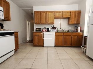 24 Brooks St #1S, Brighton, MA 02135