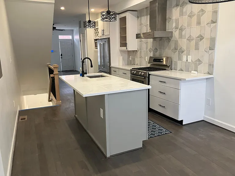 619 Wyeth St #1 — Photo 9
