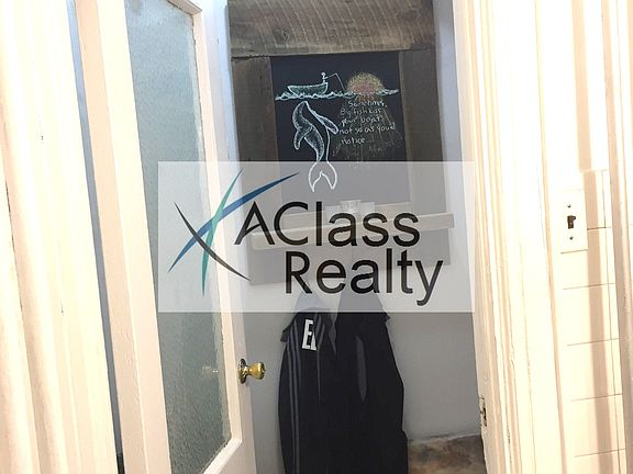 2nd image of 2506 18th St #1B
