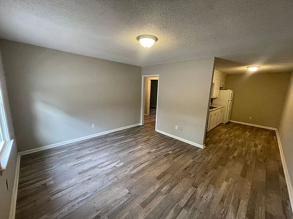 4th image of 651 Kingston Ave #659