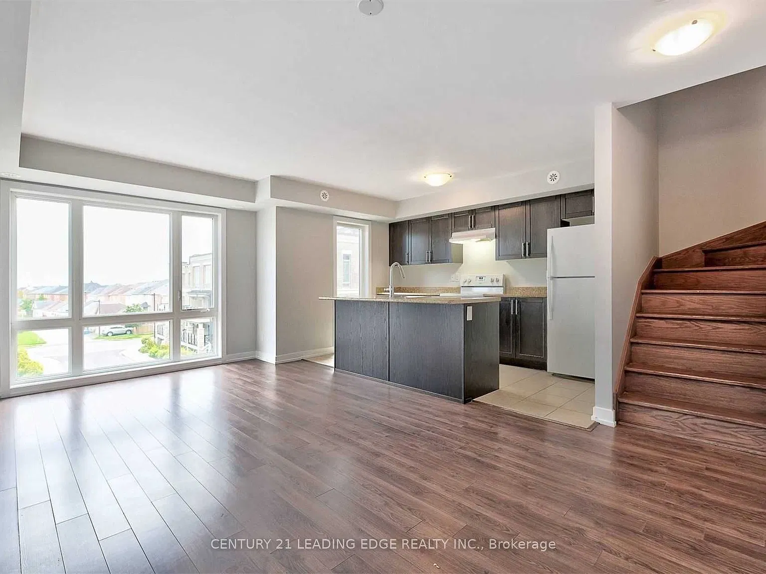 2 bed, $2,700 — Photo 3