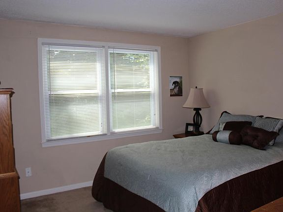 2nd image of 74 N Bedford St #A