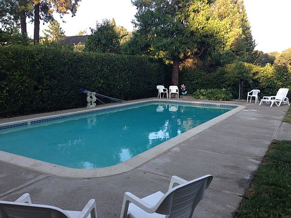 5th image of 1030 Boggs Ln