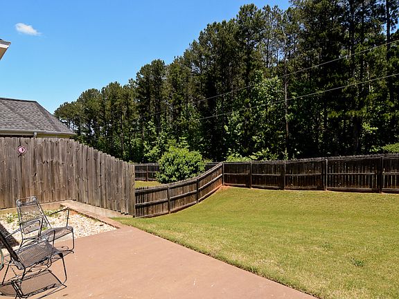3rd image of 728 Rock Ln #2