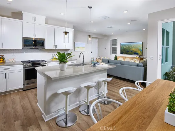 4081 Spring Ln, Corona, CA 92883