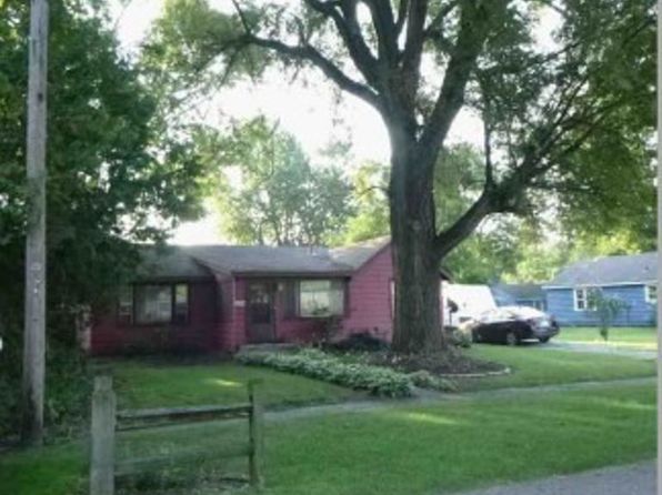 23915 Ivy St, Schneider, IN 46376