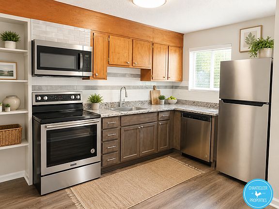 2nd image of 414 Raynor St #11589525