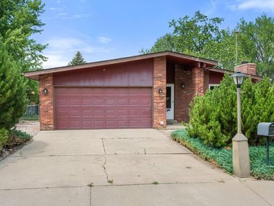 707 Hilltop St, Longmont, CO, 80504