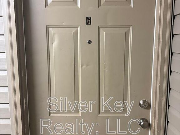 2nd image of 236 Willow Creek Dr Unit 6