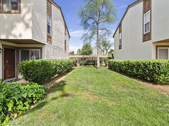 2nd image of 2544 Rio Bravo Cir